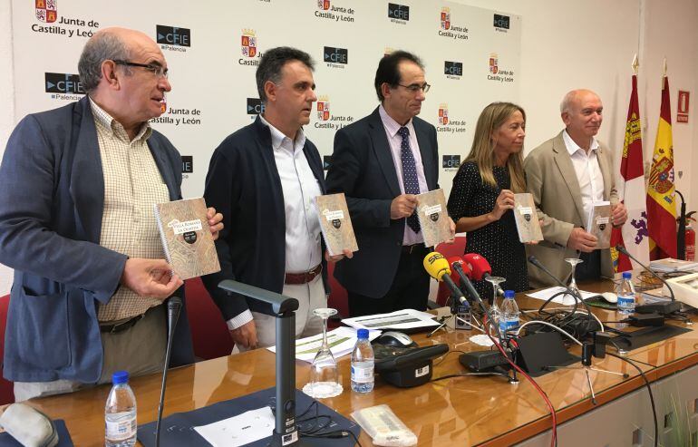 Presentación de la Agenda Escolar dedicada a la Villa Romana La Olmeda