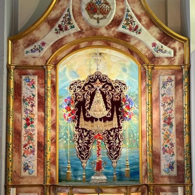 Imagen del Simpecado de Sevilla Sur