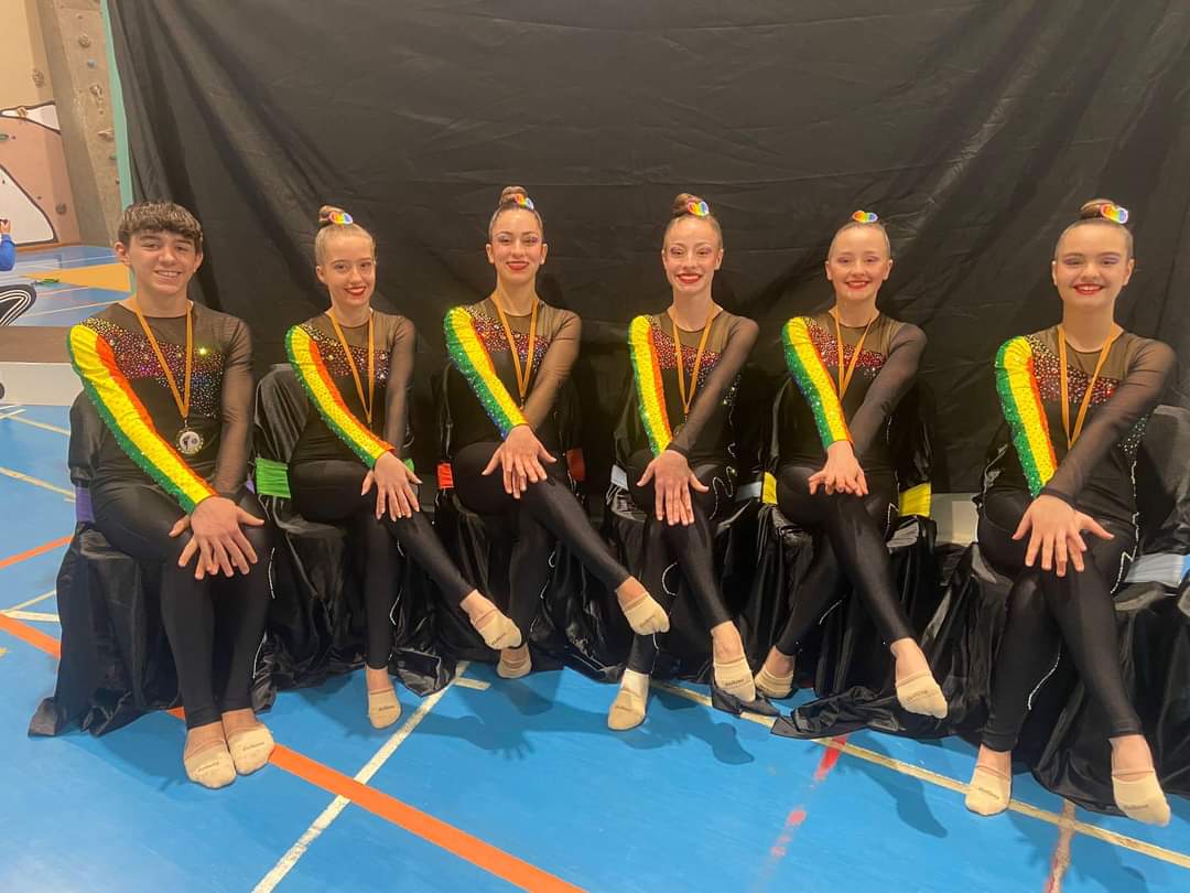 El Club 90 clasificó a dos equipos para el Nacional