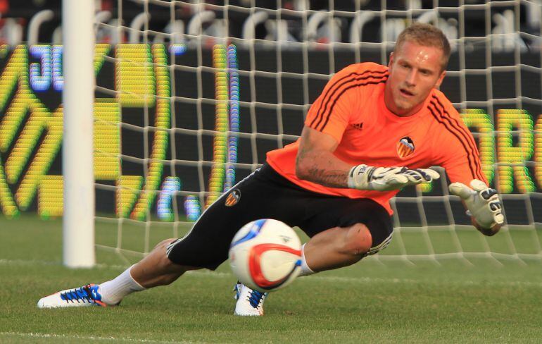 ML01. COLUMBUS (OH, EE.UU.), 27/05/2015.- Yoel Rodríguez del Valencia FC durante un calentamiento previo al juego ante Columbus Crew SC hoy, miércoles 27 de mayo de 2015, en el estadio Mapfre de Columbus, Ohio (EE.UU.). EFE/Mark Lyons