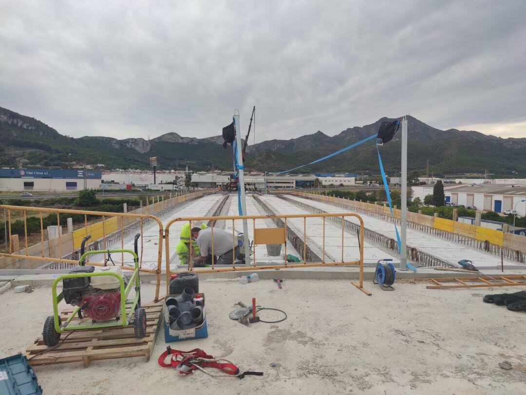 Obras del puente del paso a nivel de Xeresa 