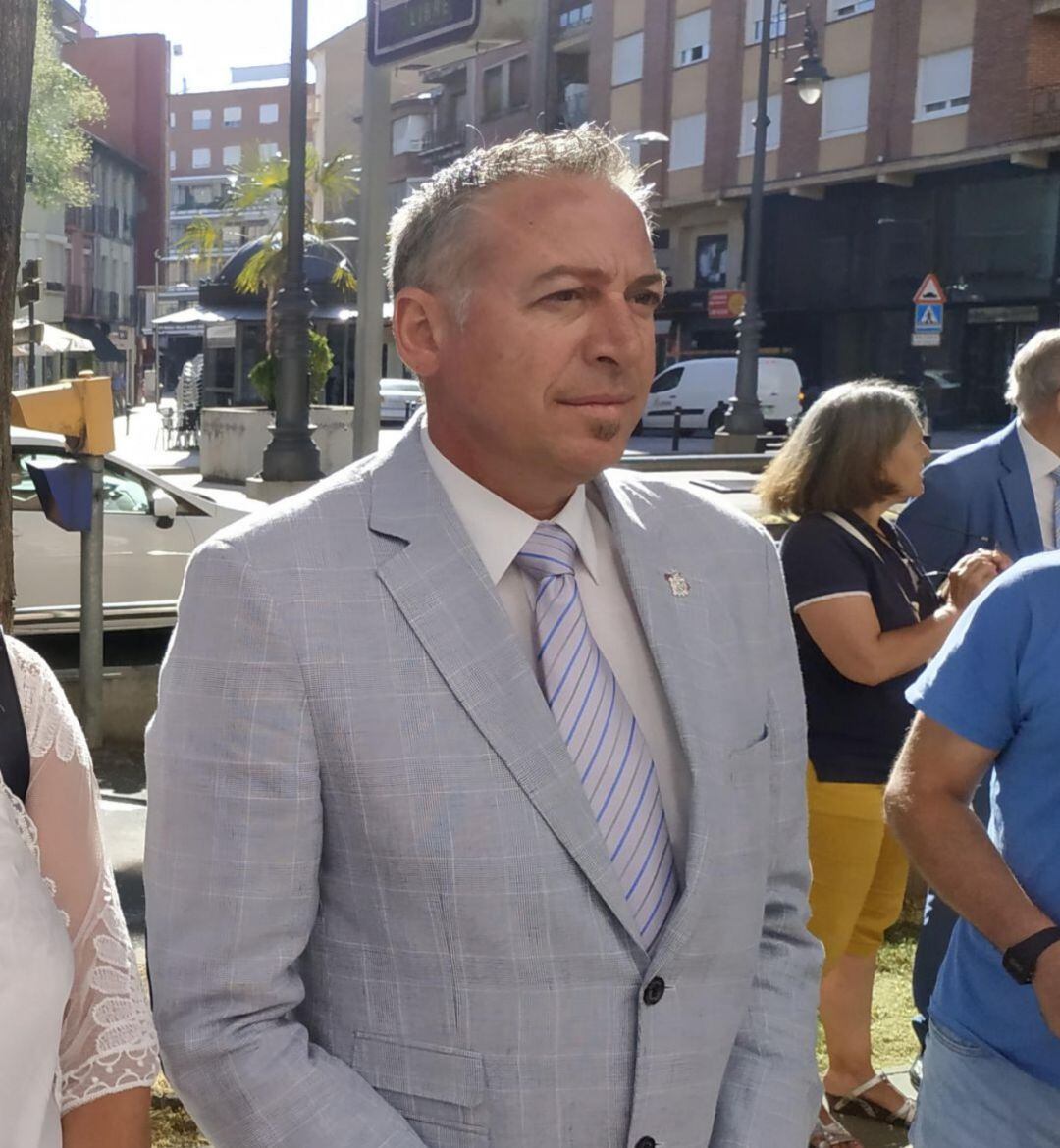 El concejal de Personal, José Antonio Cartón en un acto institucional