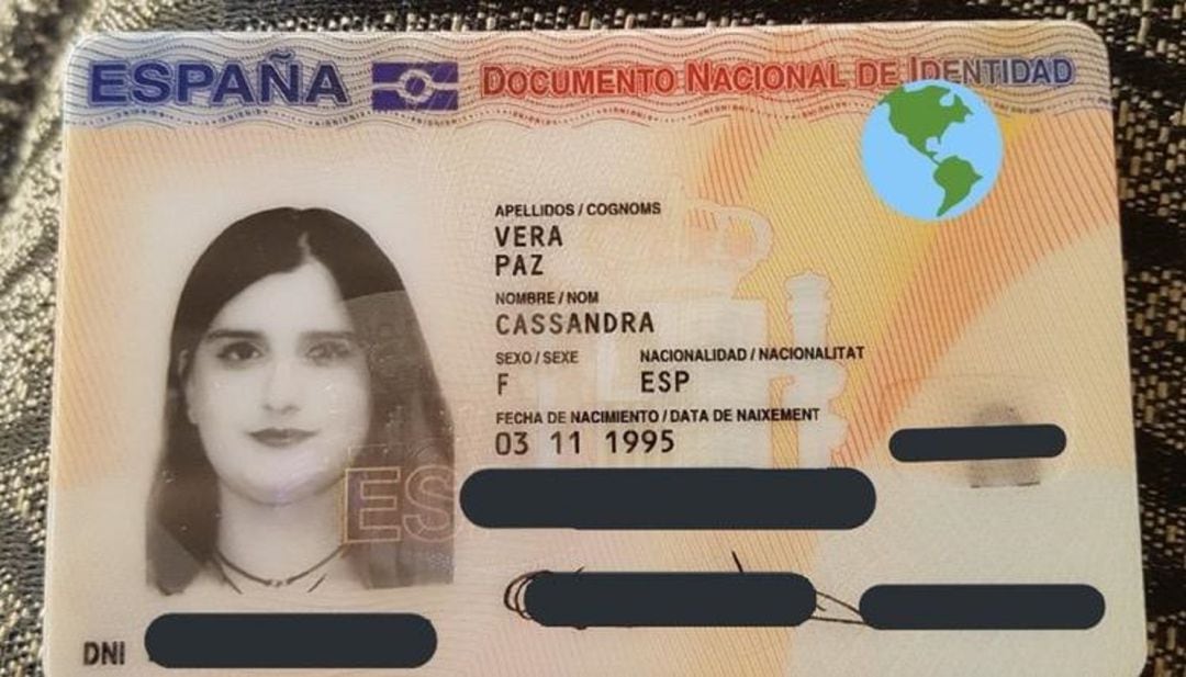 Nuevo DNI Cassandra Vera