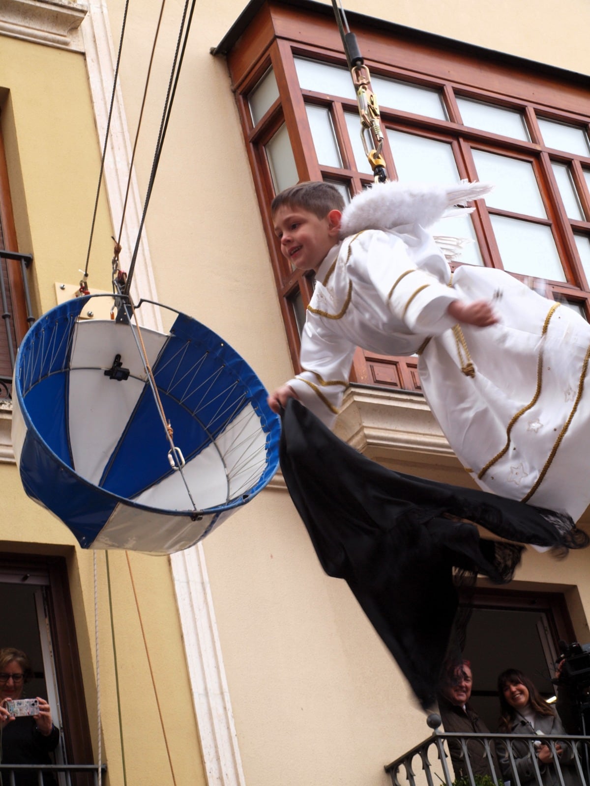 Hugo Saeta Castrillo, ángel 2025 en la Bajada del Ángel de Aranda