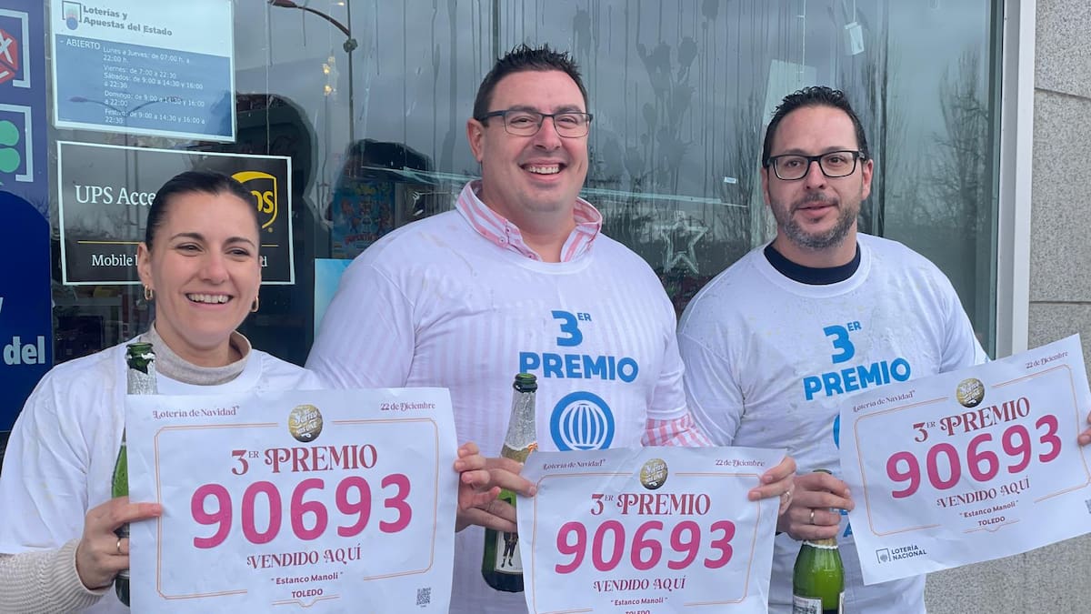 El concejal de Festejos de Toledo reparte 50.000 euros con el Tercer Premio de la Lotería de Navidad