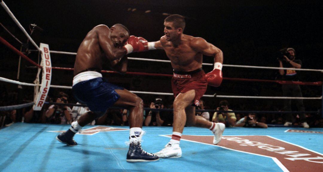 Pernell Whitaker y Poli Díaz, en el combate celebrado en 1991 por el título de los pesos ligeros.