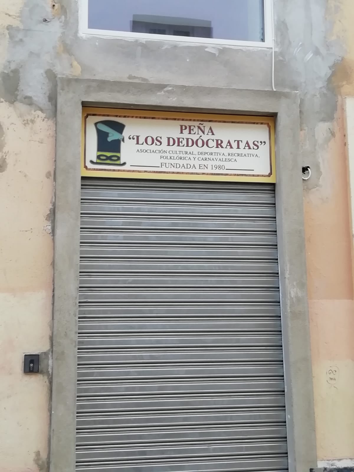 Nueva sede de la Peña Los Dedócratas en la calle Hércules