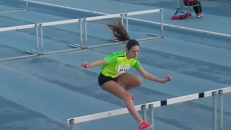 Buen nivel en la pista de atletismo de Elche
