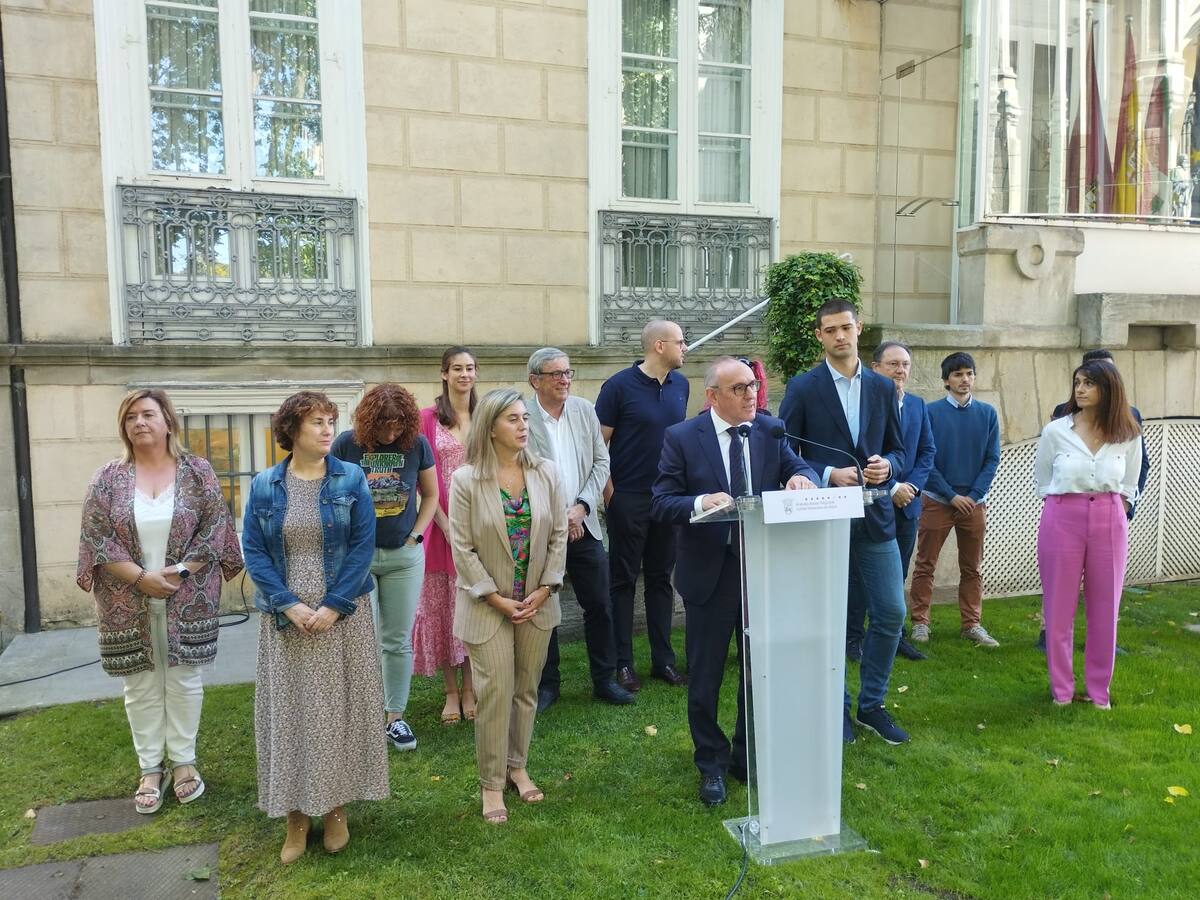 Ramiro González hablará con EH Bildu, PP y Elkarrekin para intentar acuerdos en Álava