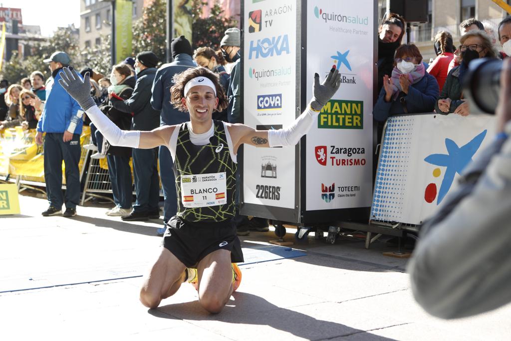 Jorge Blanco se arrodilló en línea de meta