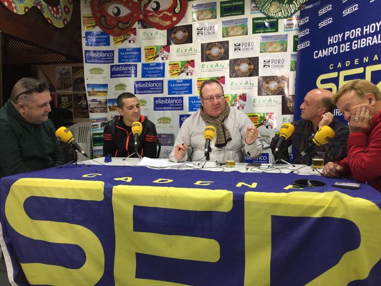 Fernando Estudillo, José Antonio Gómez "Koke"", Juan Manuel Dicenta, Francisco Luque "Peco" y Carlos Guerrero.