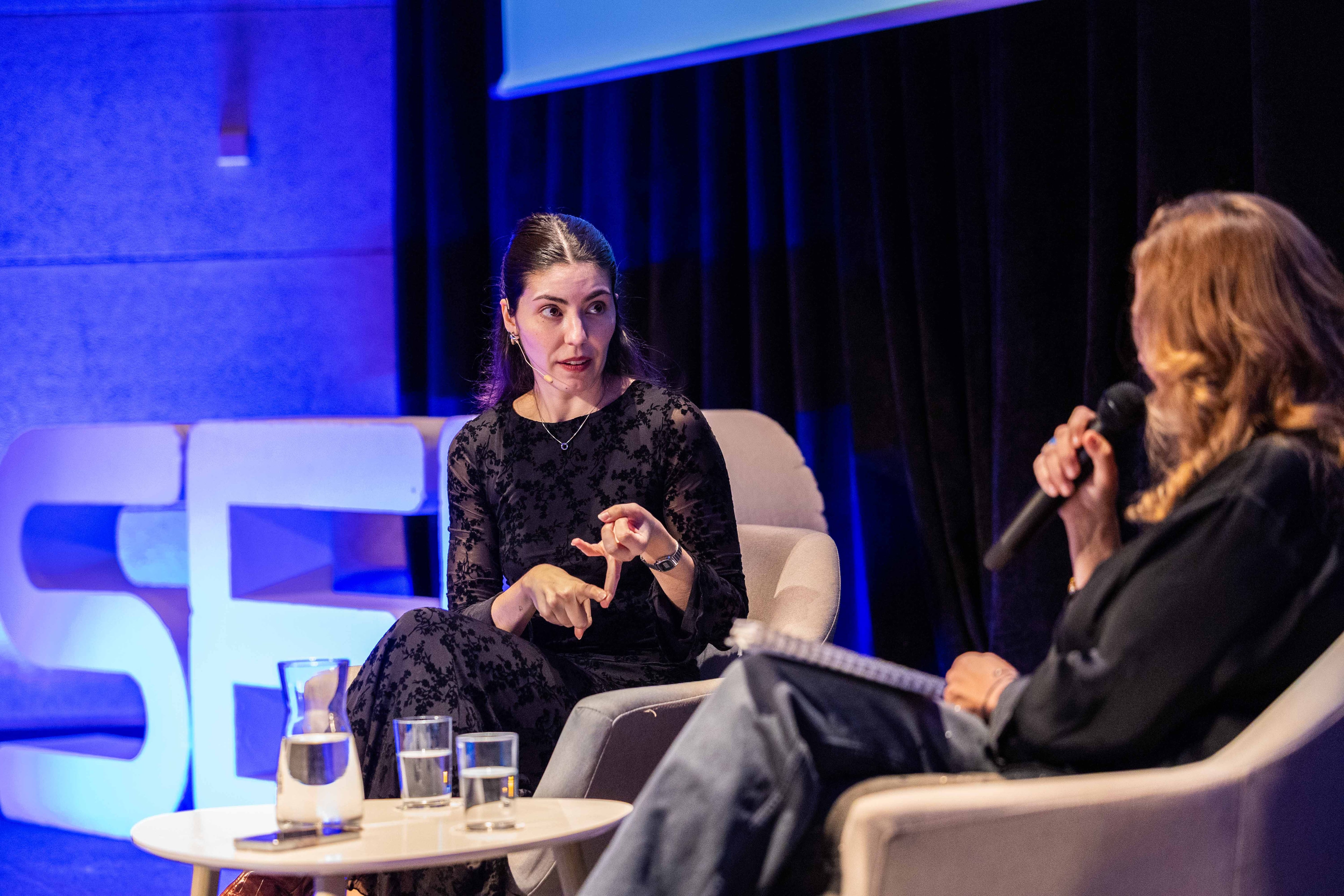 Mara Mariño con Carolina Ferré