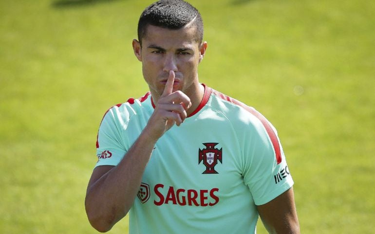 Cristiano Ronaldo, en un entrenamiento con Portugal antes de la Copa Confederaciones.