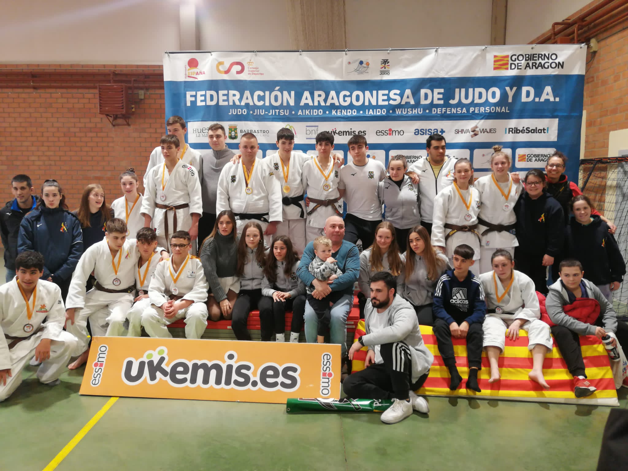 Deportistas de la Asociación Judo Altoaragón
