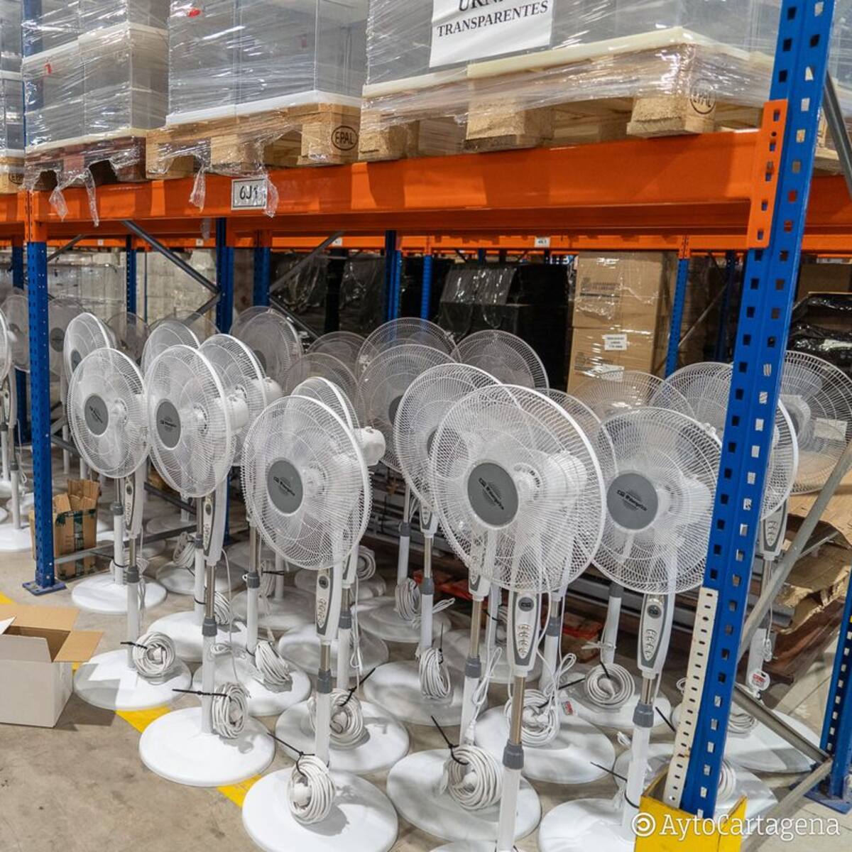 El Ayuntamiento de Cartagena adquiere un centenar de ventiladores para instalar en colegios electorales el 23J