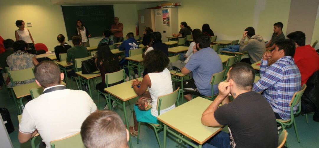 La guía también contiene planes de Educación para Personas Adultas