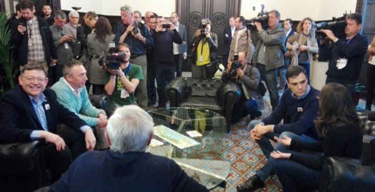 Reunión Pedro Sánchez, Ximo Puig, Mónica Oltra, Joan Ribó y Joan Baldoví