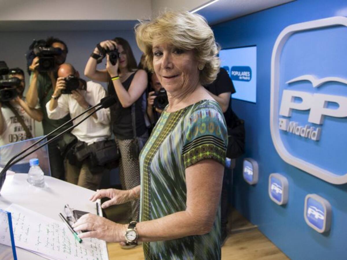 Rajoy, un bicho raro en medio de la renovación y el recambio