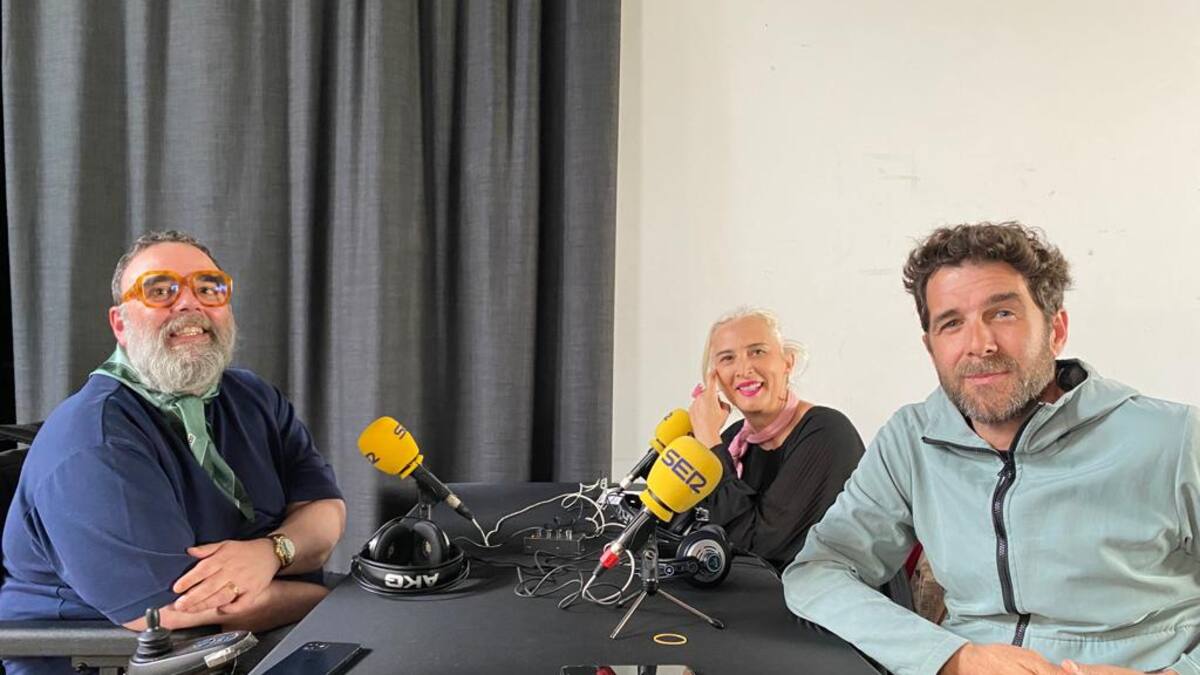 La divertida anécdota de Bob Pop cuando descubrió al primer personaje LGTB en televisión: "¿Qué no me espera a mí que soy hijo de clase obrera, gordito y con gafas?"