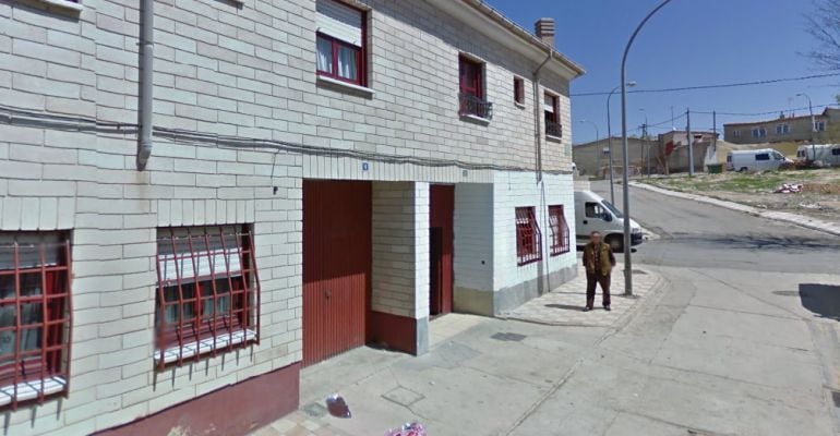 La vivienda está ubicada en el barrio de la Estrella