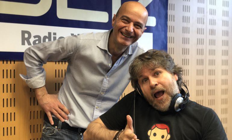 Martín Luna junto a Carlos Flores