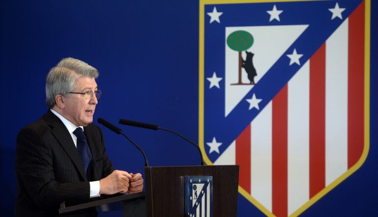 Enrique Cerezo, durante un acto oficial del equipo rojiblanco