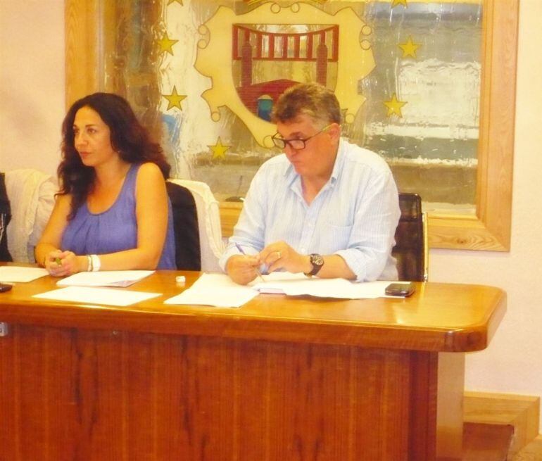 Los dos concejales de Ciudadanos expulsados del Ayuntamiento de Piélagos.