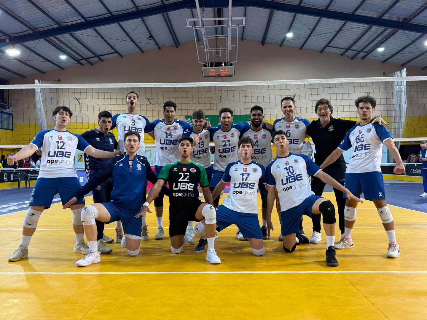 UBE Lìlla Grau celebrando la victoria