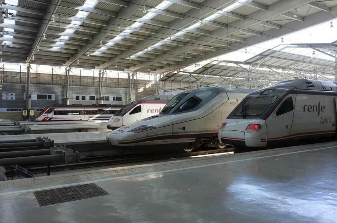 Renfe donó 450 mantas de sus trenes hotel al hospital de campaña de Ifema