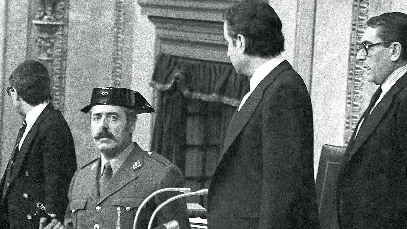 La llamada de Casa Real a Tejero en el 23F: "Depón tu actitud inmediatamente"