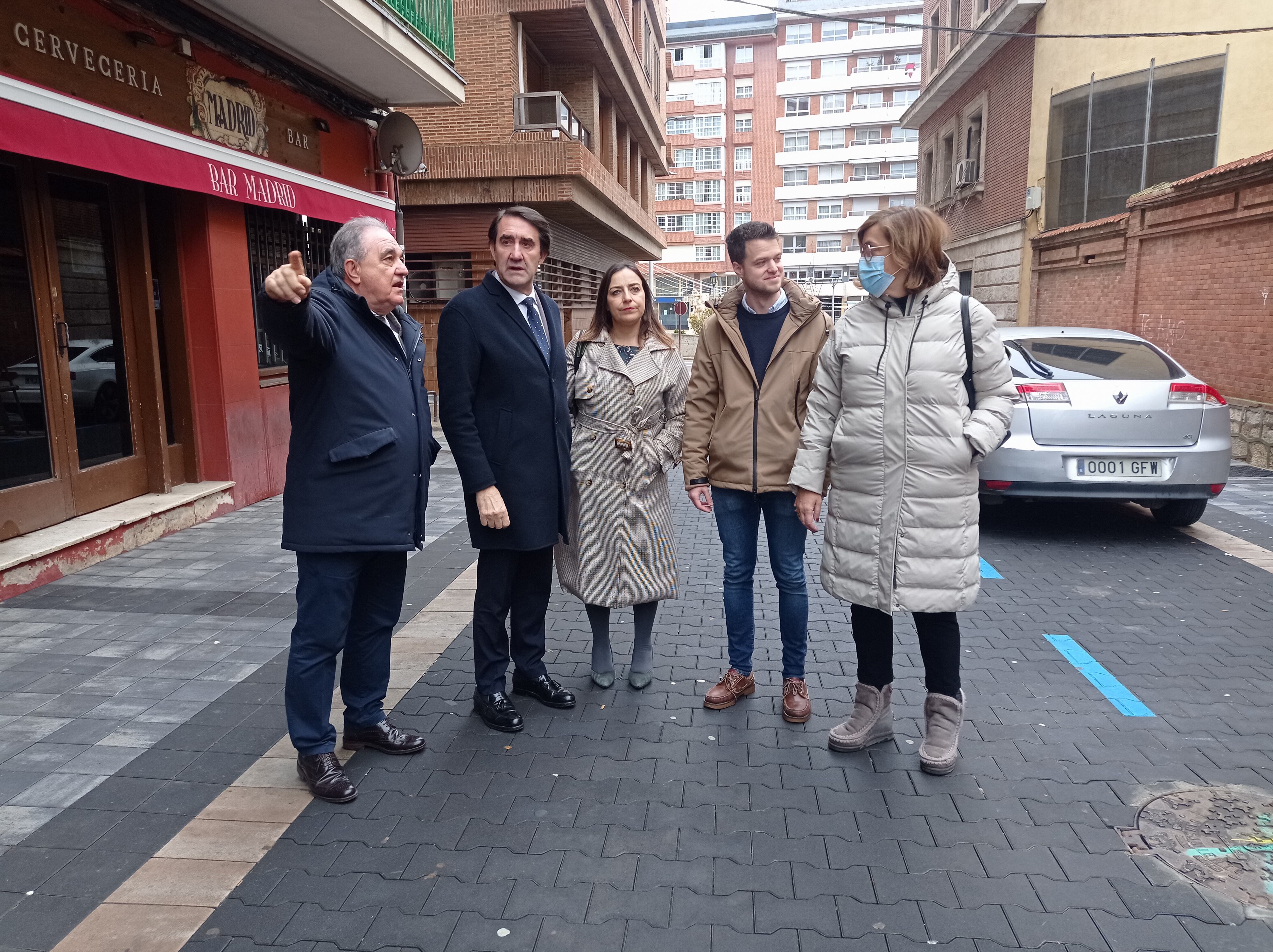 Visita a las obras de la calle Mayor Antigua de Palencia