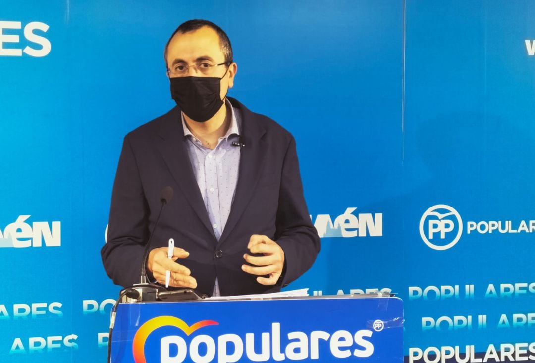 Manuel Bonilla, portavoz del grupo municipal popular en el Ayuntamiento de Jaén, ha comparecido en rueda de prensa