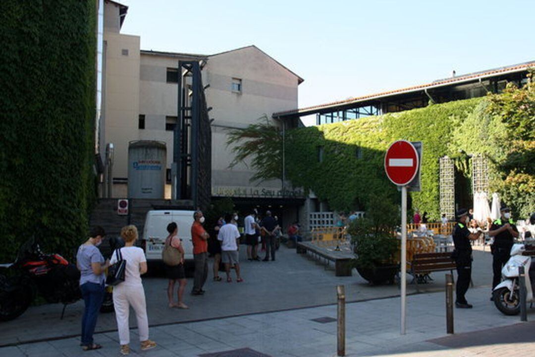 En marxa el cribratge massiu de covid-19 a la Seu d'Urgell.