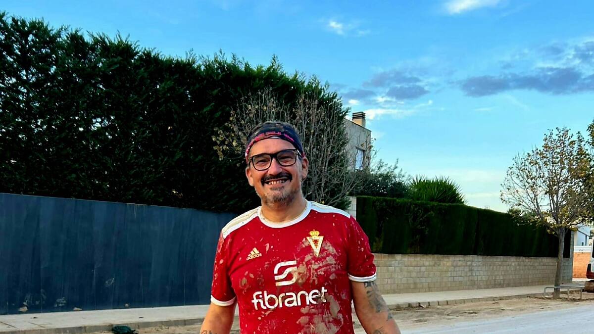 Entrevista a Manuel Lara, docente y voluntario en la DANA. Hoy por Hoy Murcia