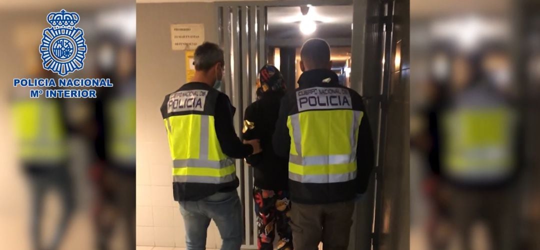 Dos detenidos especializados en cometer atracos en establecimientos hoteleros, uno de ellos situado en Getafe. 