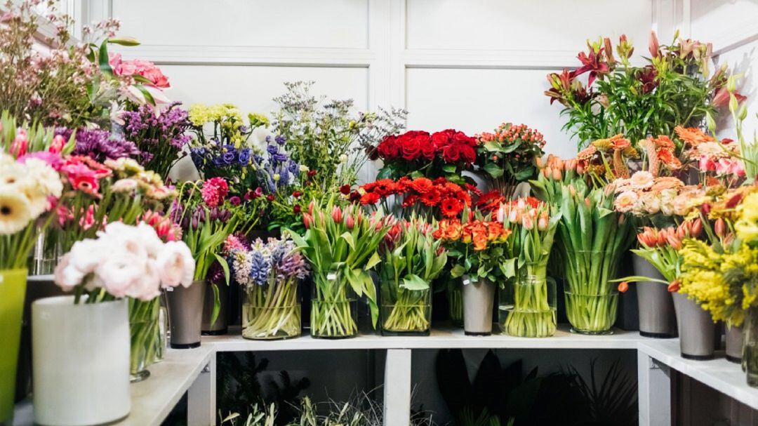 Las licencias temporales de flores para las ofrendas a difuntos son por tres días