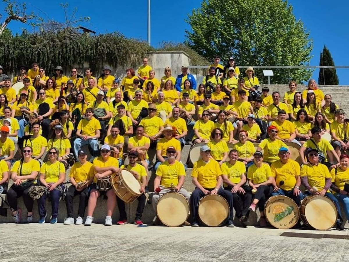 Mos convierte el Camiño de Santiago en un escenario con música en directo