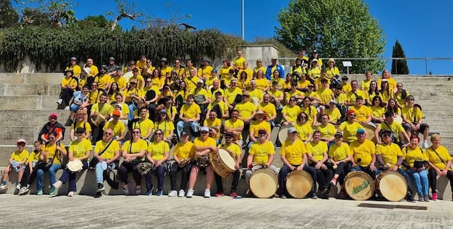 Grupos musicales participantes en el evento "Tradición en Camiño" en Mos