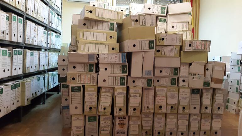 Multitud de documentos en un juzgado de Andalucía.