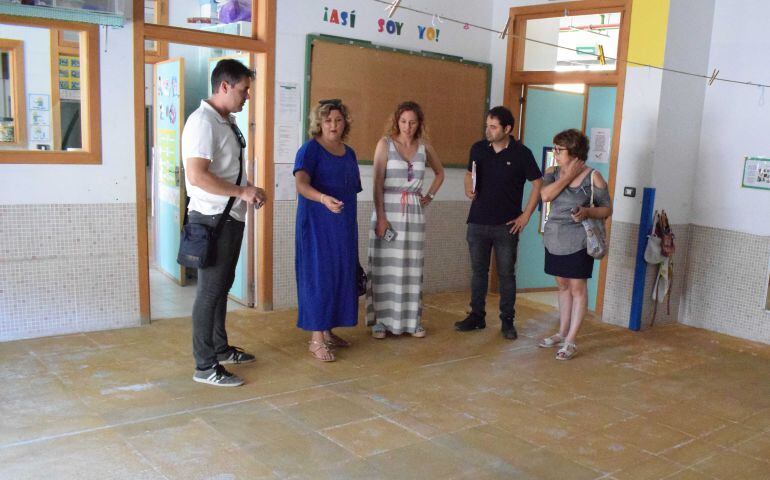 La Concejalía de Educación ha destinado un presupuesto total de 24.977 euros para obras de reparación de colegios