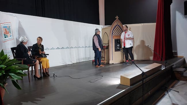 Momento de la representación del grupo 'Veremos a Ver' de Bedmar en el Encuentro de Jódar