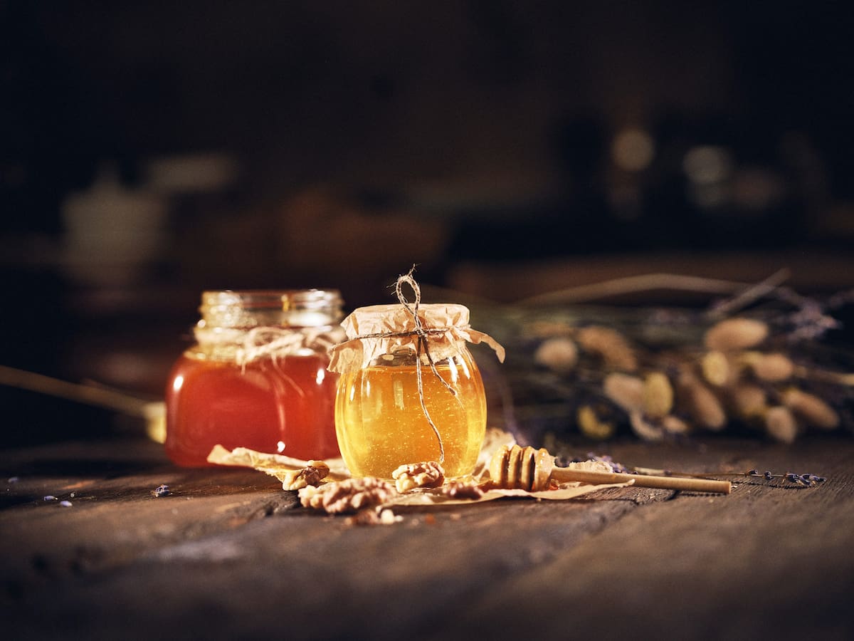 La marca de garantía Miel del Bierzo adopta su versión más "caliente" para la alta cocina y busca desbancar a la mantequilla convertida en "crema"