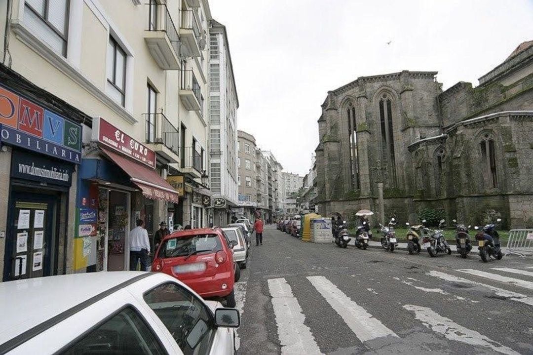 Calle Marqués de Riestra antes de la peatonalización