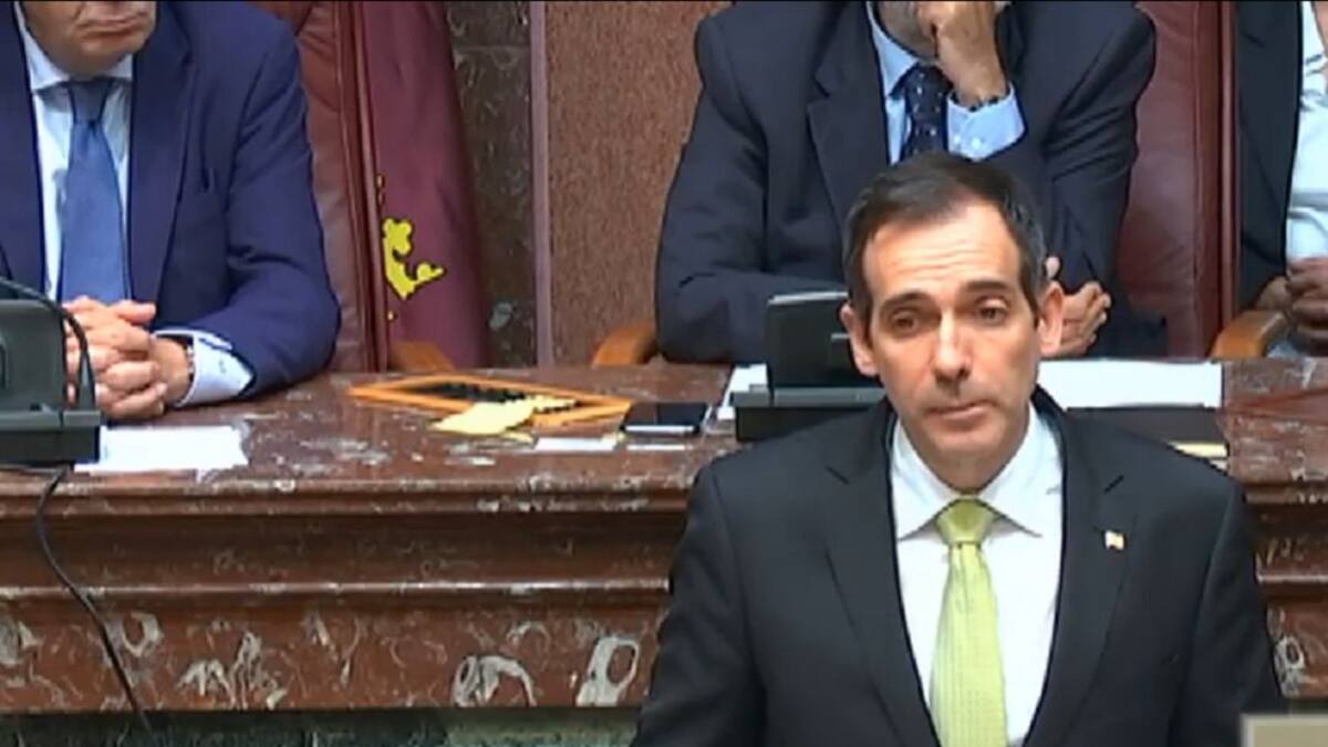 Liarte (VOX): "Donde los partidos serios sumen, los acuerdos serán más sencillos y ágiles en el futuro"