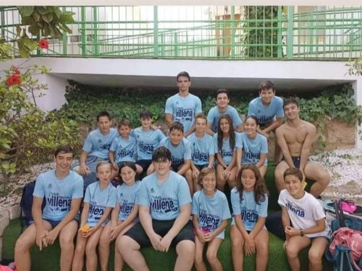 Nuevos éxitos, pódiums y buenos resultados para los integrantes del Club Natación Villena
