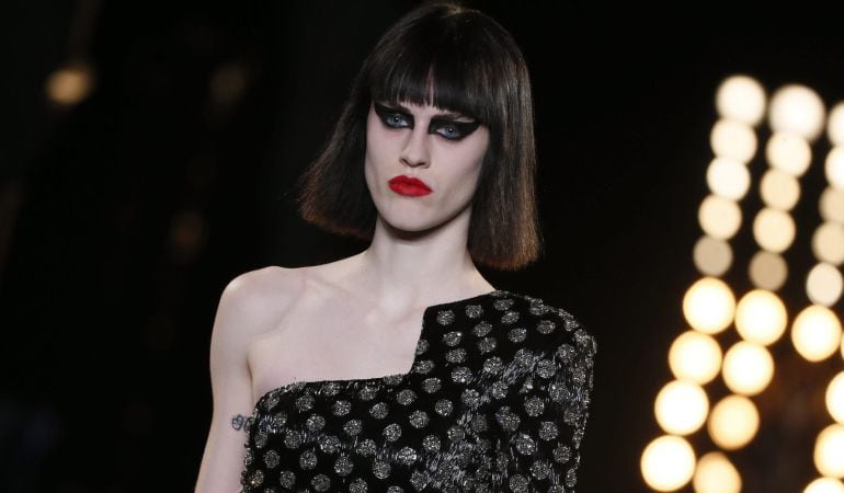 Desfile de la colección &quot;Ready to Wear&quot; del diseñador Hedi Slimane para Saint Laurent París durante la Semana de Moda de París