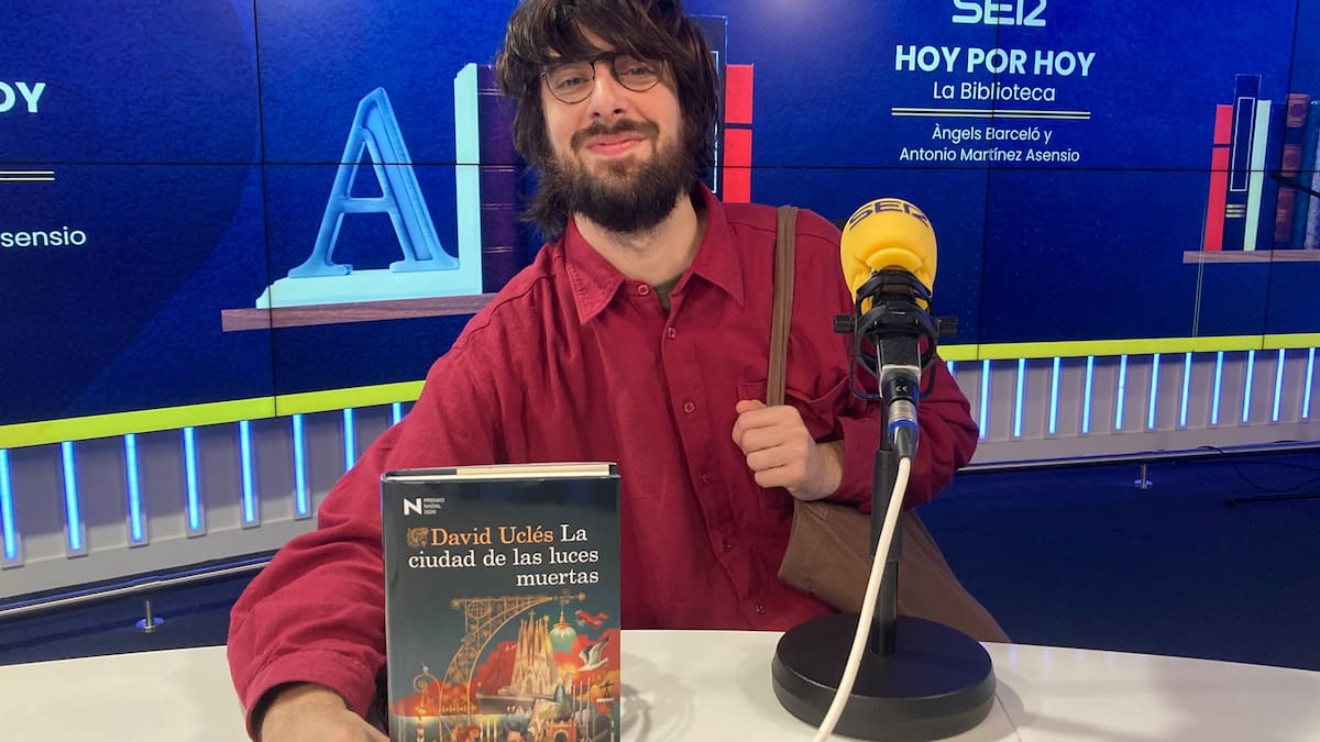 David Uclés: "Yo no soy un personaje, yo soy así, desde pequeñico con gorra y los colores de mi tierra"