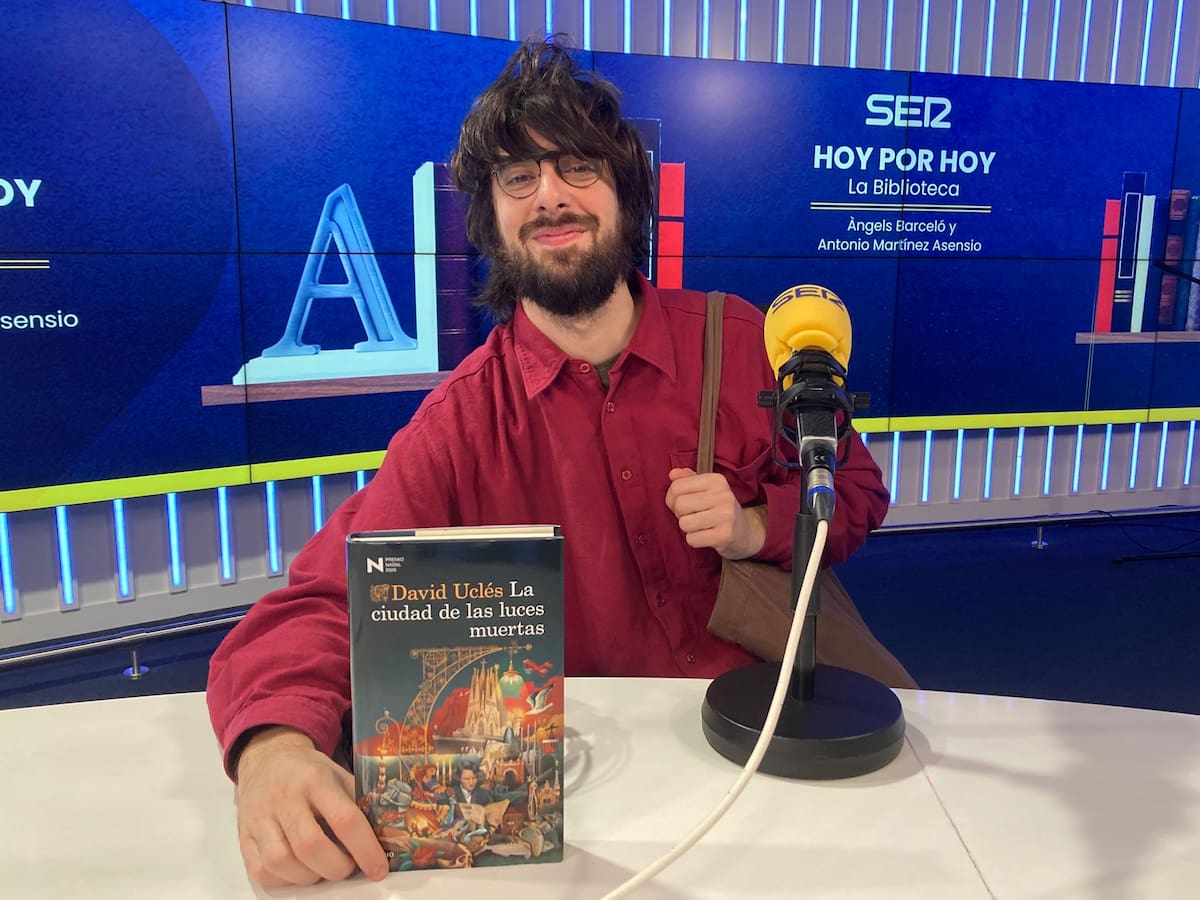 David Uclés: "Yo no soy un personaje, yo soy así, desde pequeñico con gorra y los colores de mi tierra"