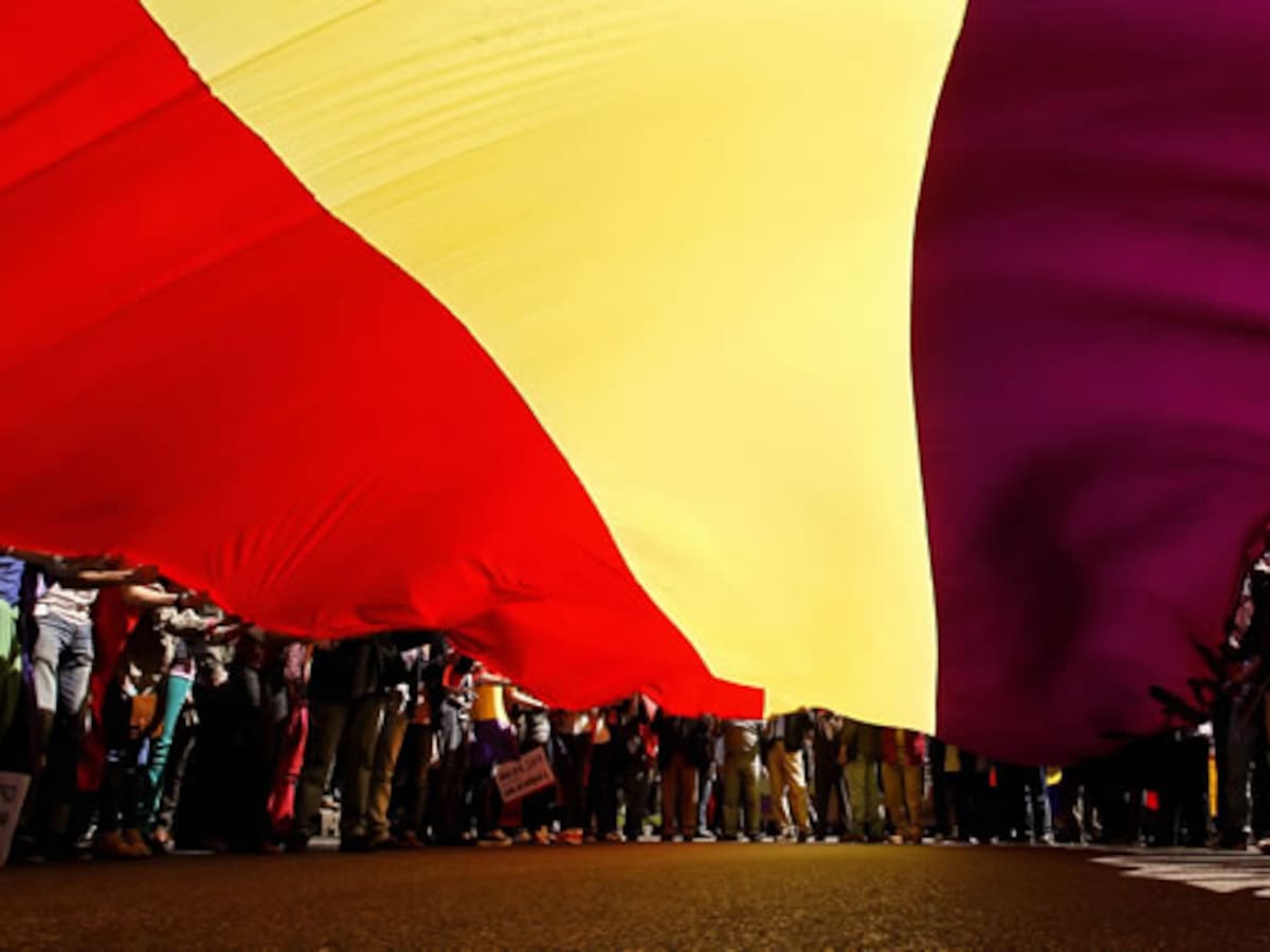 El Círculo Republicano de Jaca celebra el 14 de abril con un vermú, un documental y un libro