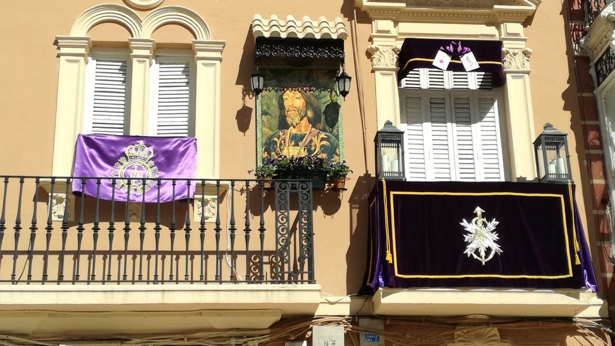 Alcaldía dicta el tradicional bando para facilitar el embellecimiento de fachadas de cara a Semana Santa